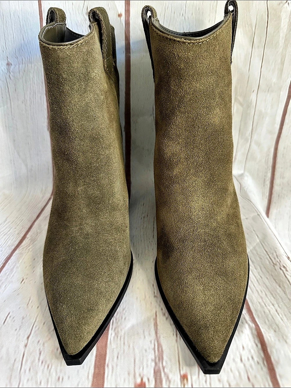 Kenneth Cole Kara NWT Pointed Toe Ankle Boots in Khaki size 7.5 - Picture 3 of 9
